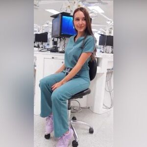 FIGs Scrub set MEDIUM Hydro Green